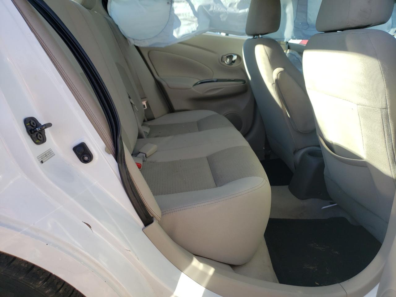 Photo 6 from auction – 2015 NISSAN VERSA S with VIN 3N1CN7AP2FL943721