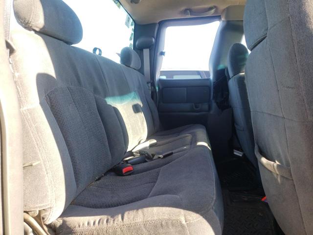 Photo 6 from auction – 2002 CHEVROLET SILVERADO with VIN 2GCEK19V821351377