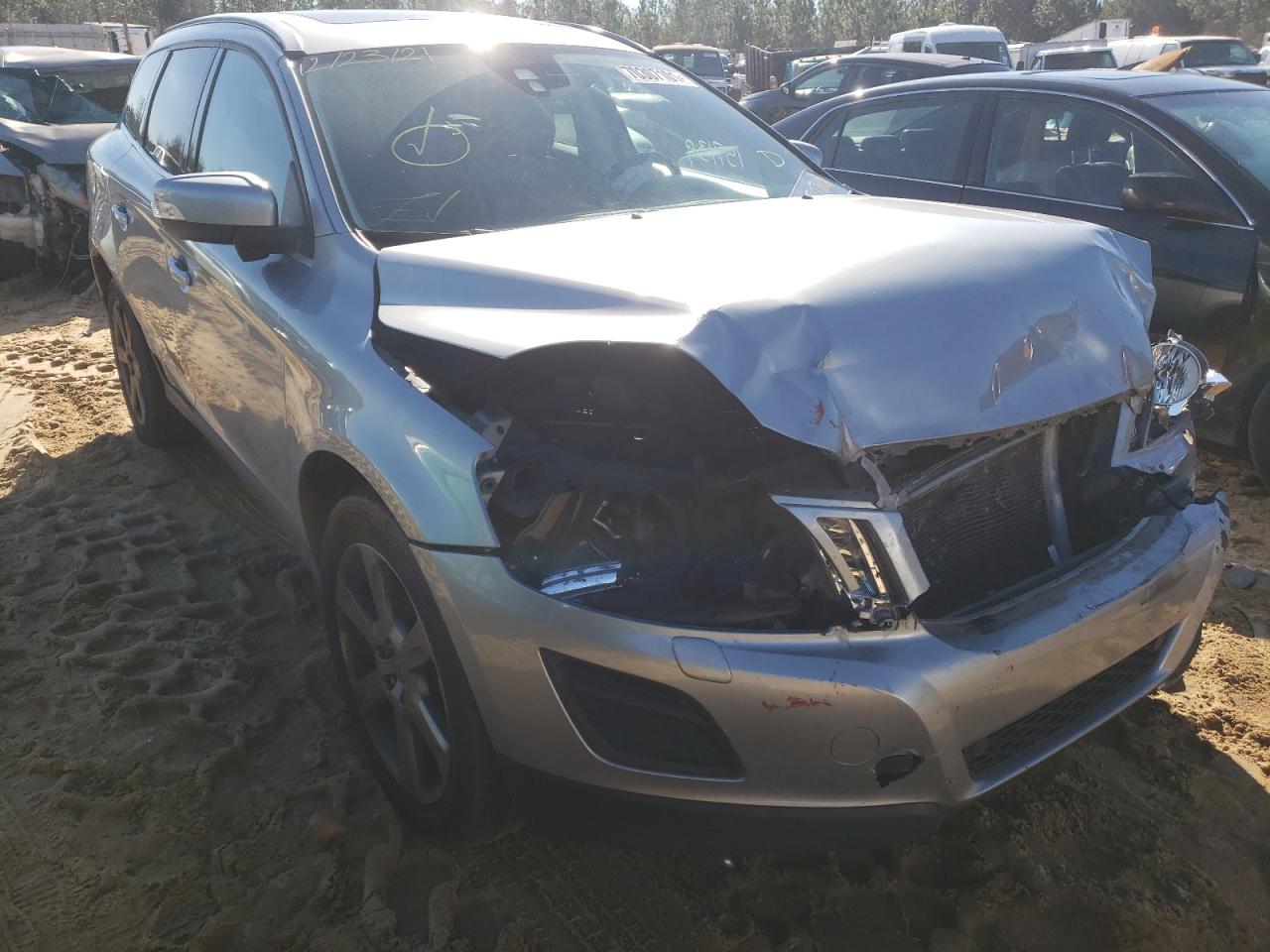 Photo 14 from auction – 2013 VOLVO XC60 3.2 with VIN YV4952DL1D2420527