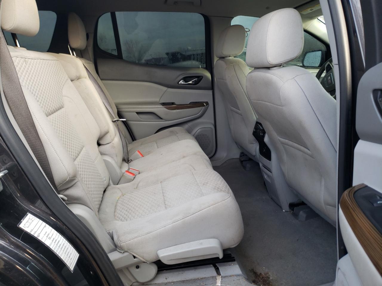Photo 6 from auction – 2017 GMC ACADIA SLE with VIN 1GKKNSLA9HZ215396