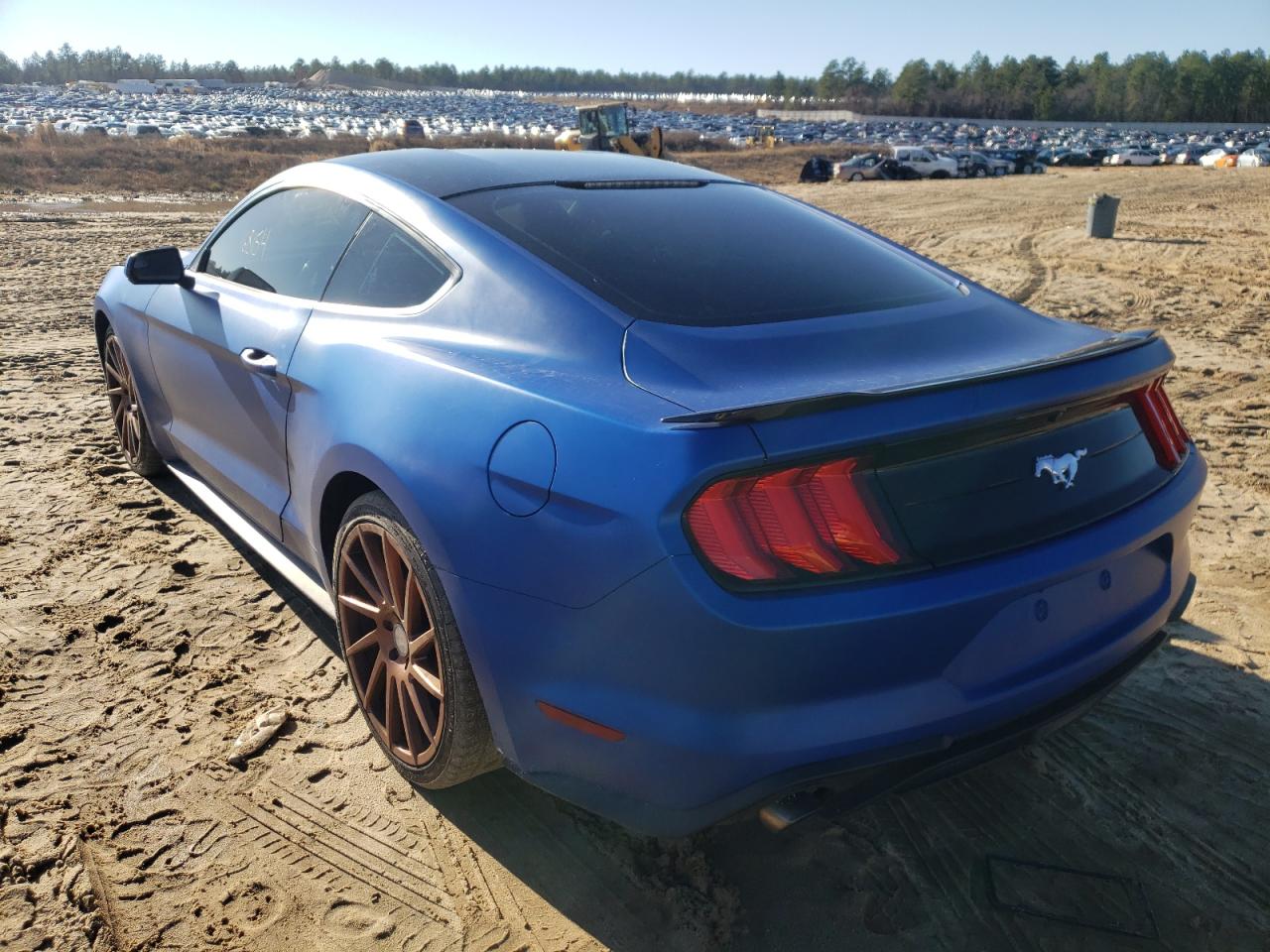 Photo 3 from auction – 2018 FORD MUSTANG with VIN 1FA6P8TH8J5178755