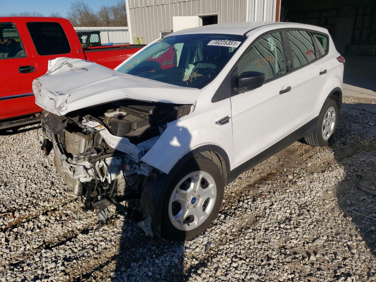 Photo 2 from auction – 2017 FORD ESCAPE S with VIN 1FMCU0F7XHUB96082