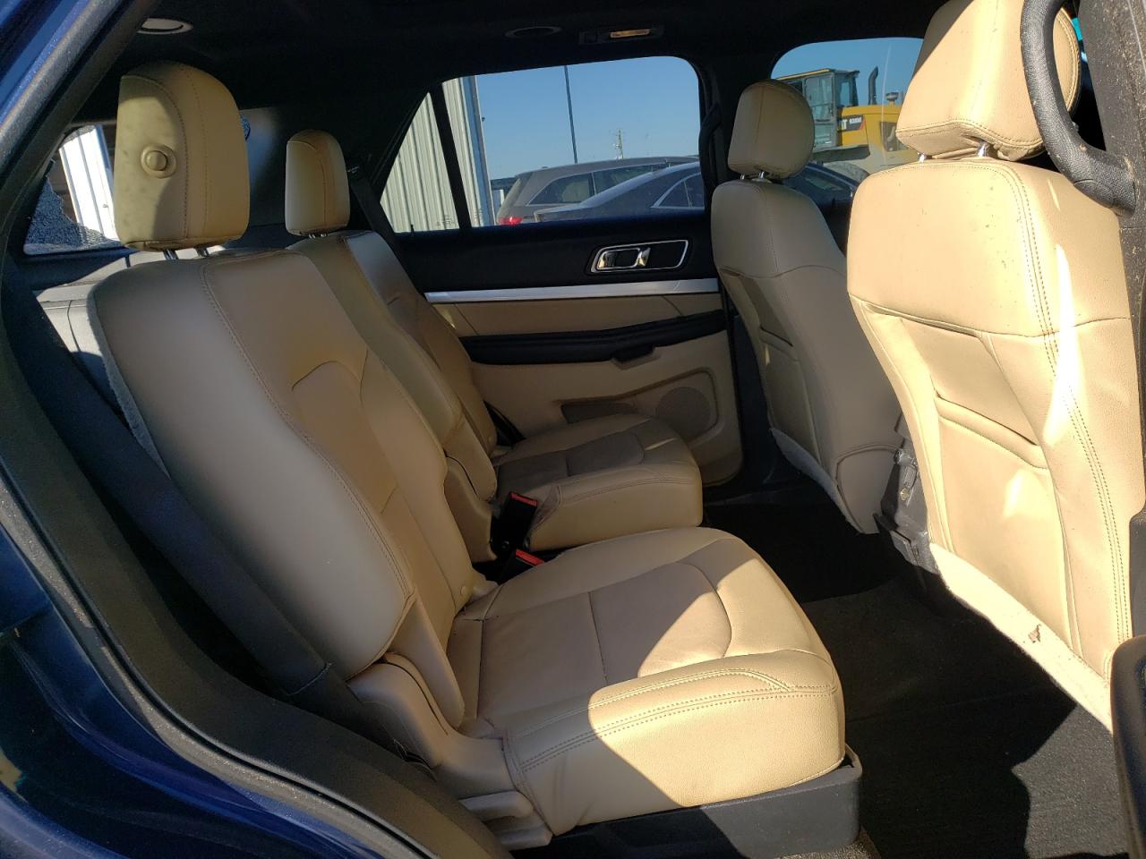 Photo 6 from auction – 2016 FORD EXPLORER X with VIN 1FM5K7D81GGA03057