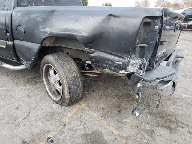 Photo 9 from auction – 2004 CHEVROLET SILVERADO with VIN 2GCEC19V841310117