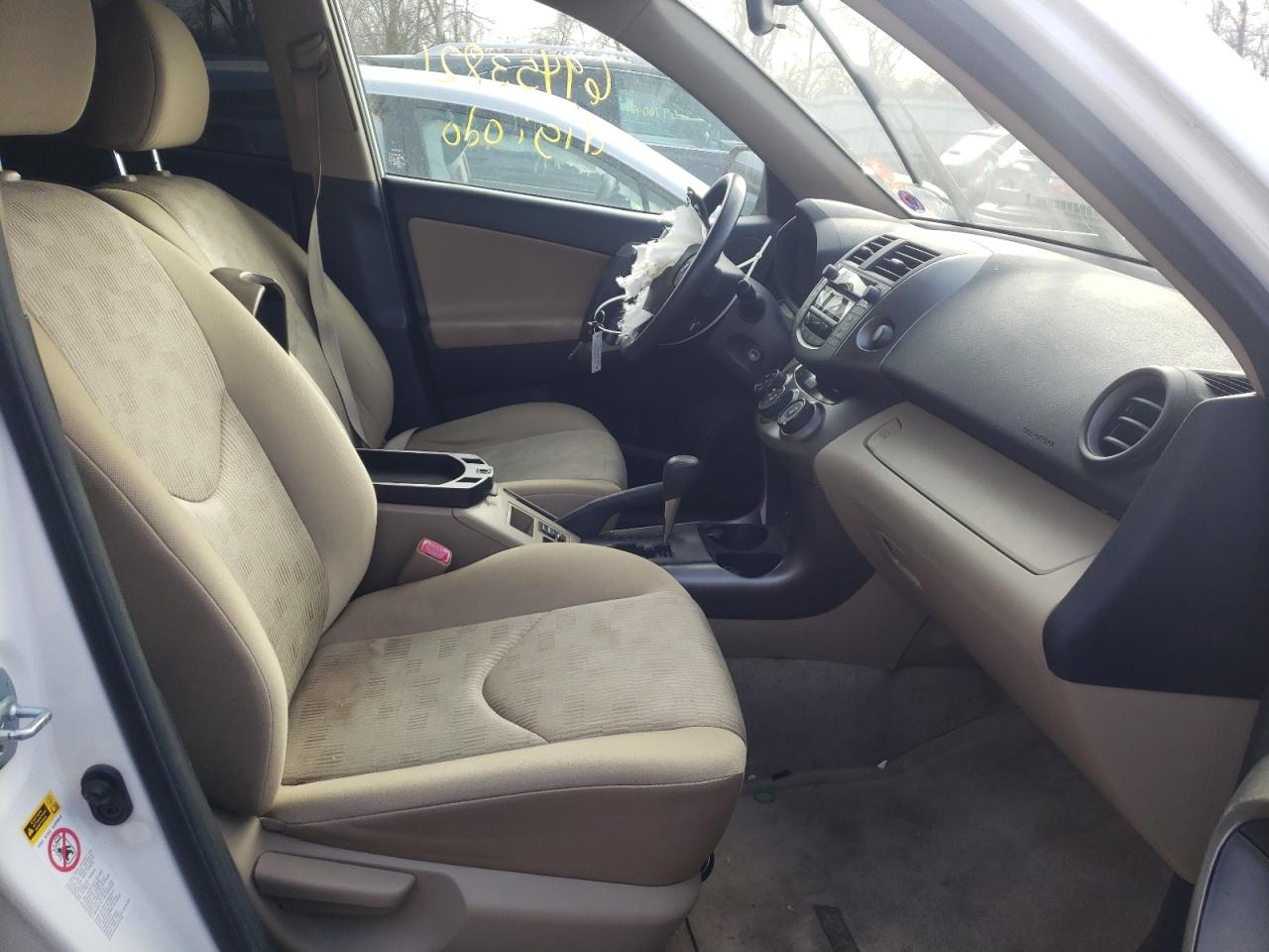 Photo 5 from auction – 2010 TOYOTA RAV4 with VIN JTMZF4DV9A5018942