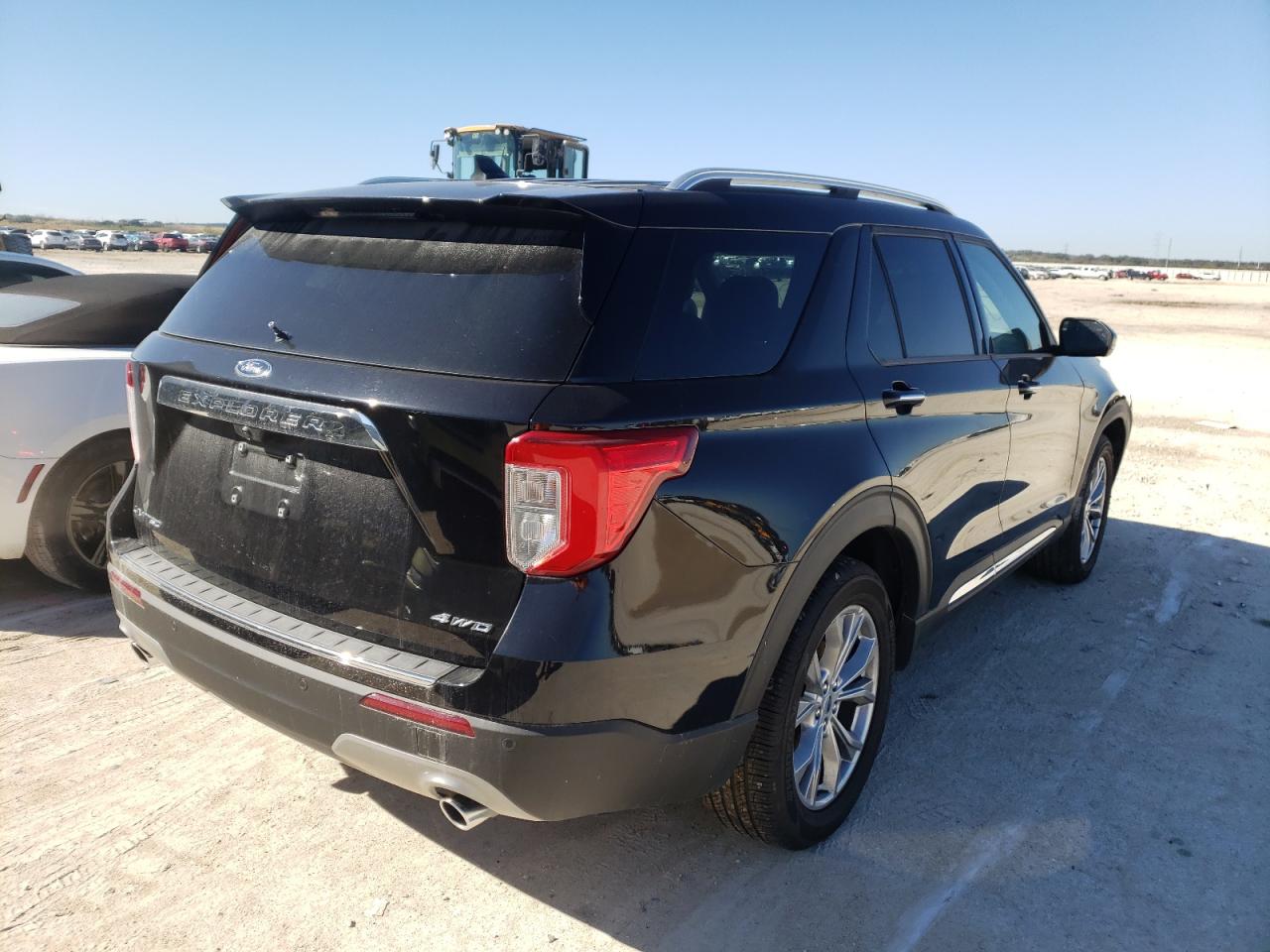Photo 4 from auction – 2021 FORD EXPLORER L with VIN 1FMSK8FH5MGB45932