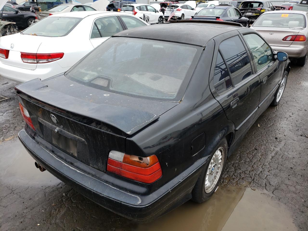 Photo 4 from auction – 1992 BMW 325 I with VIN WBACB3313NFE07957