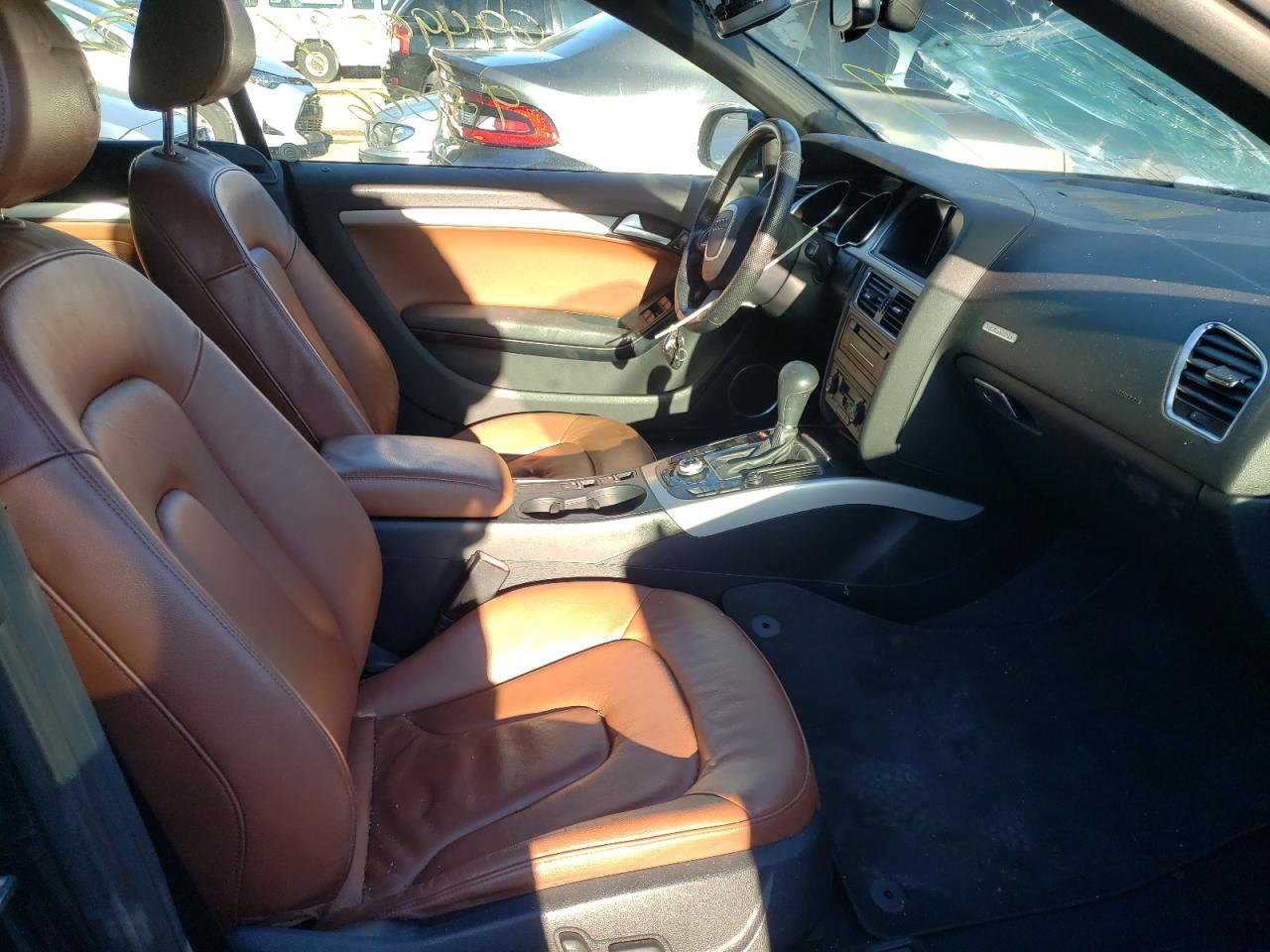 Photo 5 from auction – 2011 AUDI A5 PREMIUM with VIN WAULFAFHXBN009967