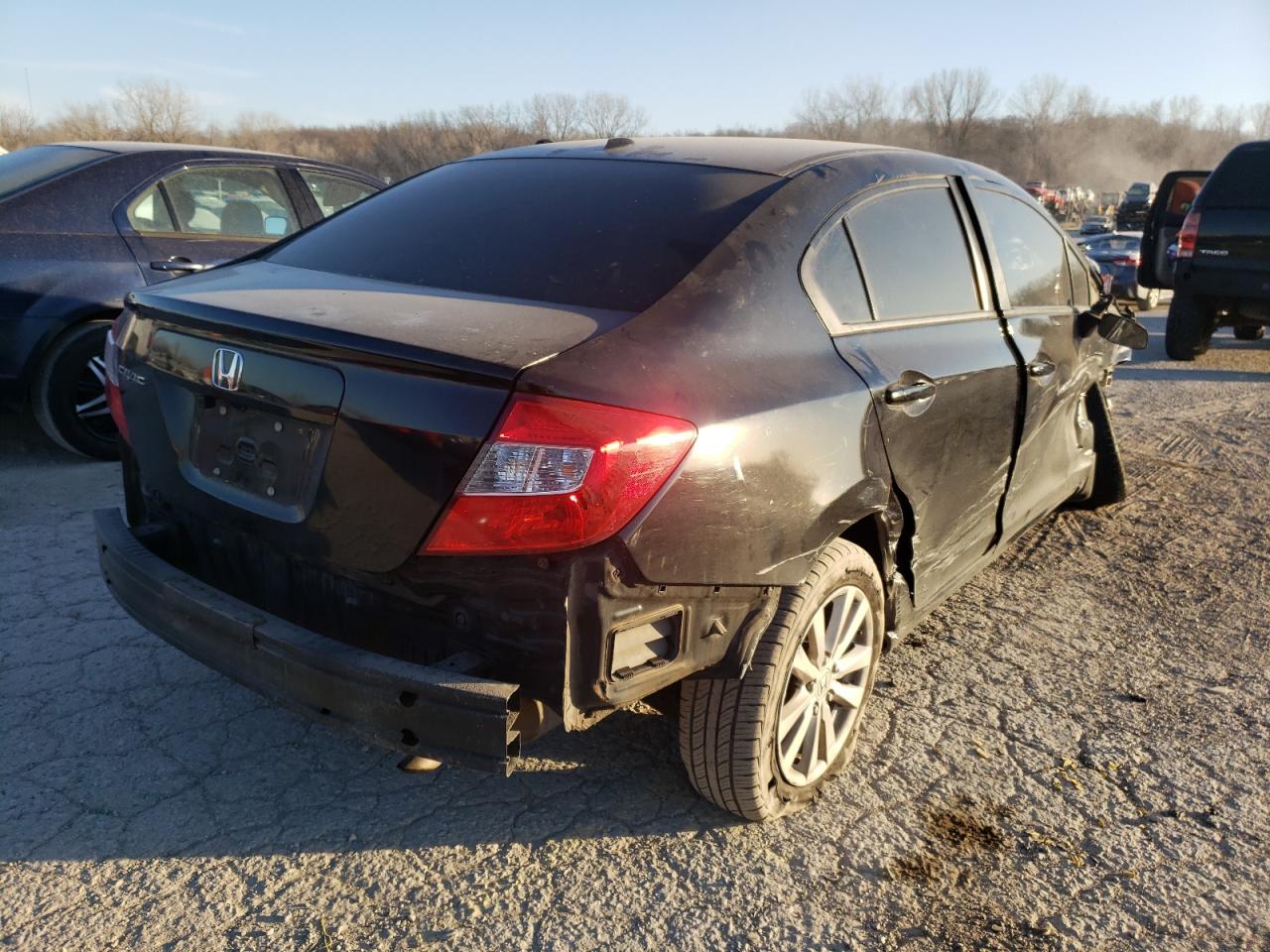 Photo 4 from auction – 2012 HONDA CIVIC EXL with VIN 2HGFB2F98CH545886