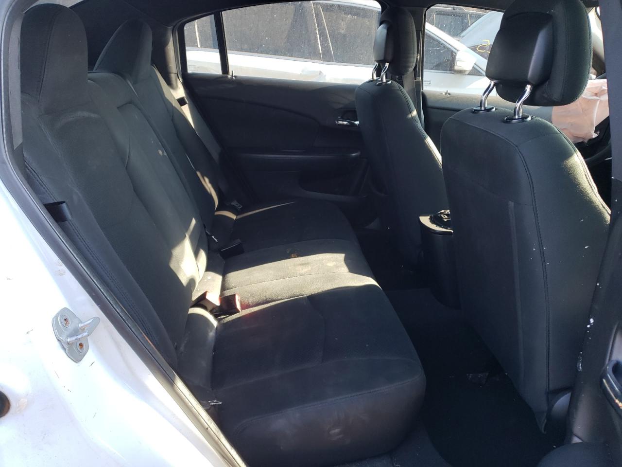 Photo 6 from auction – 2012 CHRYSLER 200 LX with VIN 1C3CCBAB1CN149545
