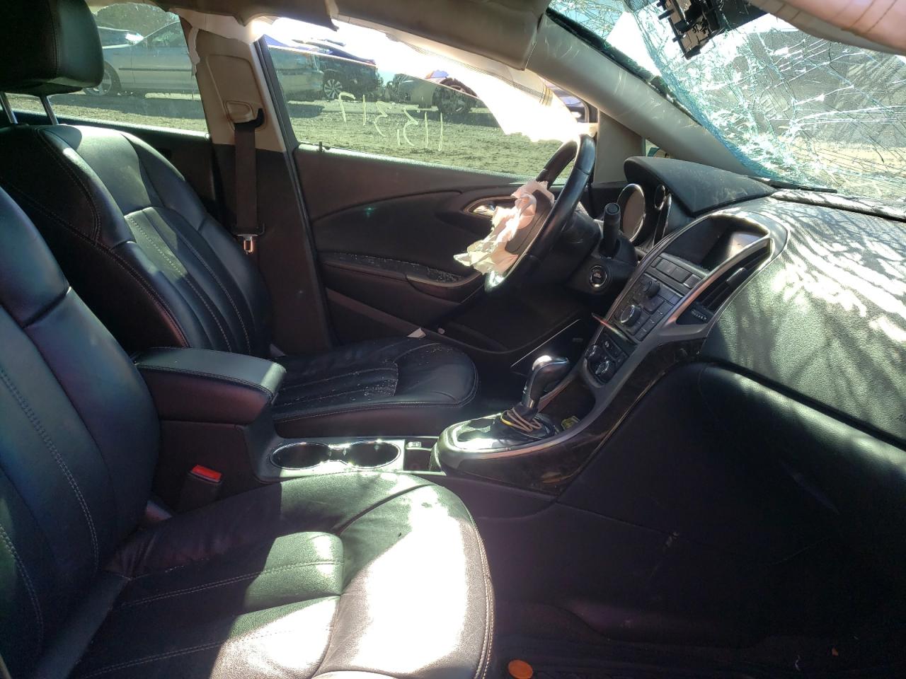 Photo 5 from auction – 2016 BUICK VERANO with VIN 1G4PS5SK7G4150092