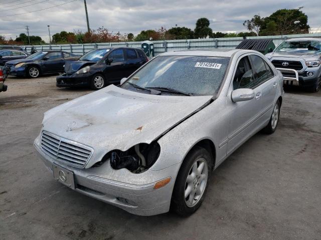 Photo 2 from auction – 2003 MERCEDES-BENZ C-CLASS with VIN WDBRF61J53E012540