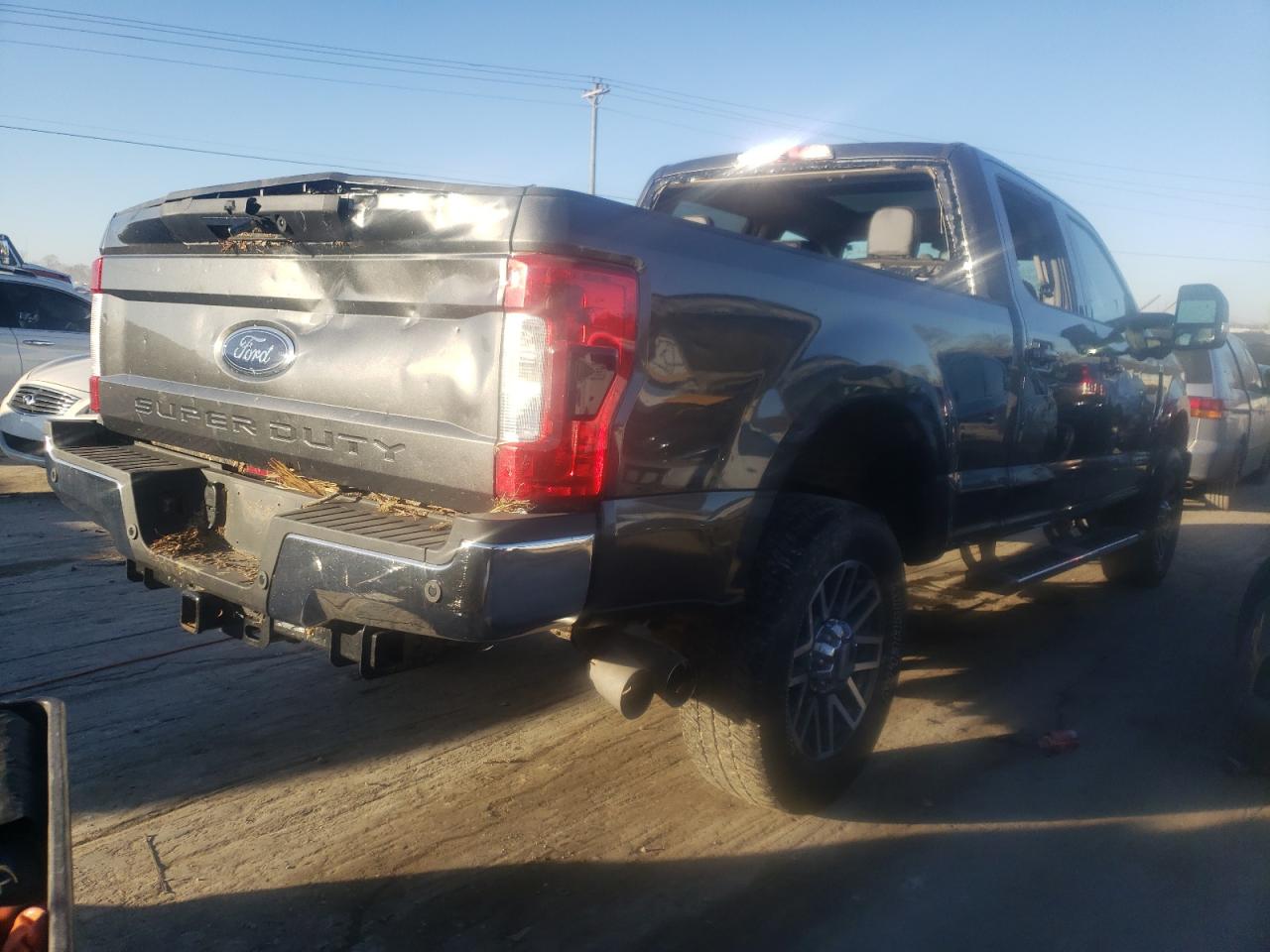 Photo 4 from auction – 2018 FORD F250 SUPER with VIN 1FT7W2BT7JEC04623