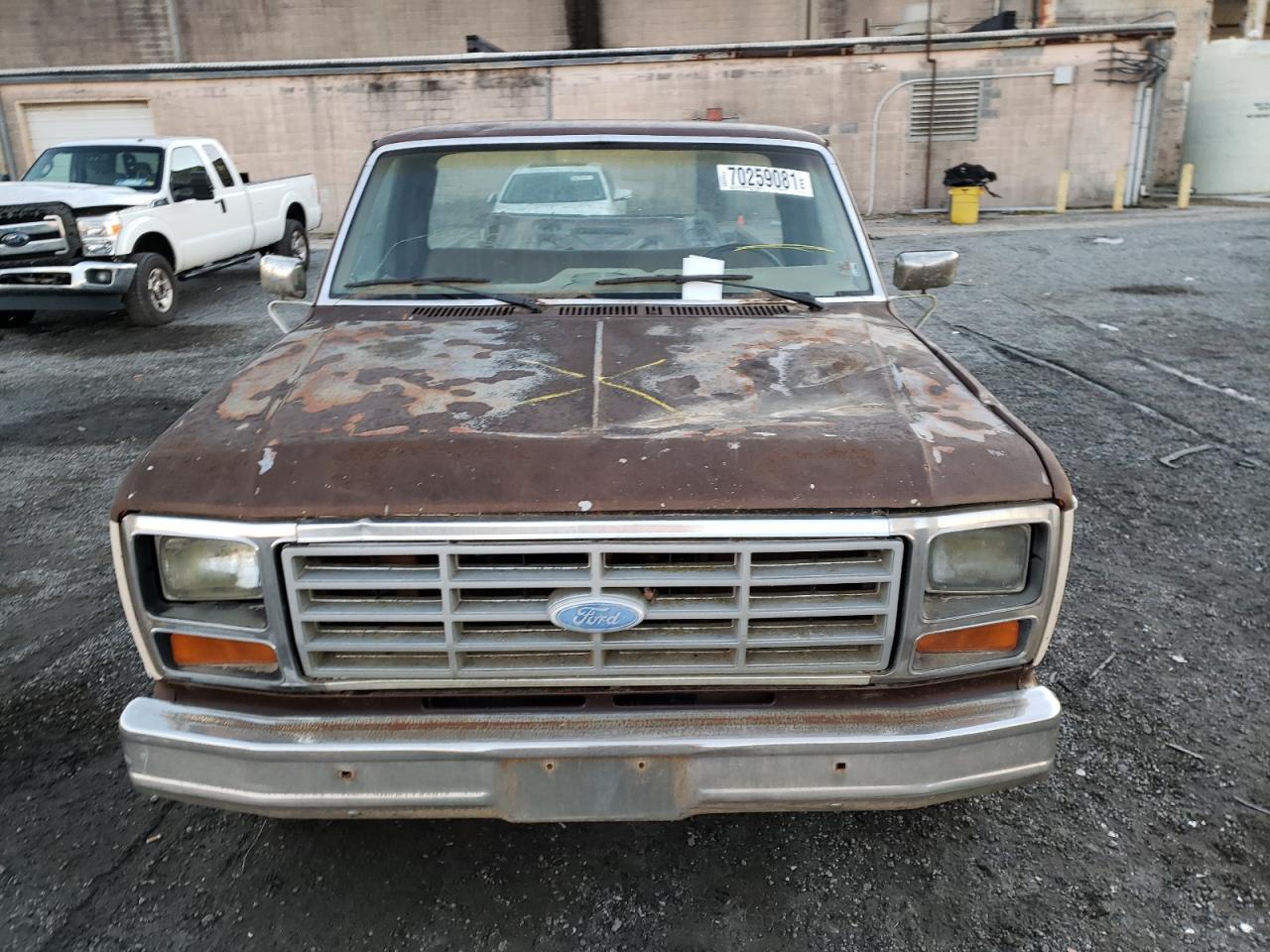 Photo 9 from auction – 1983 FORD F150 with VIN 1FTDF15Y2DNA13281
