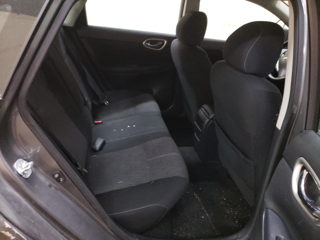 Photo 6 from auction – 2015 NISSAN SENTRA S with VIN 3N1AB7AP6FL683615