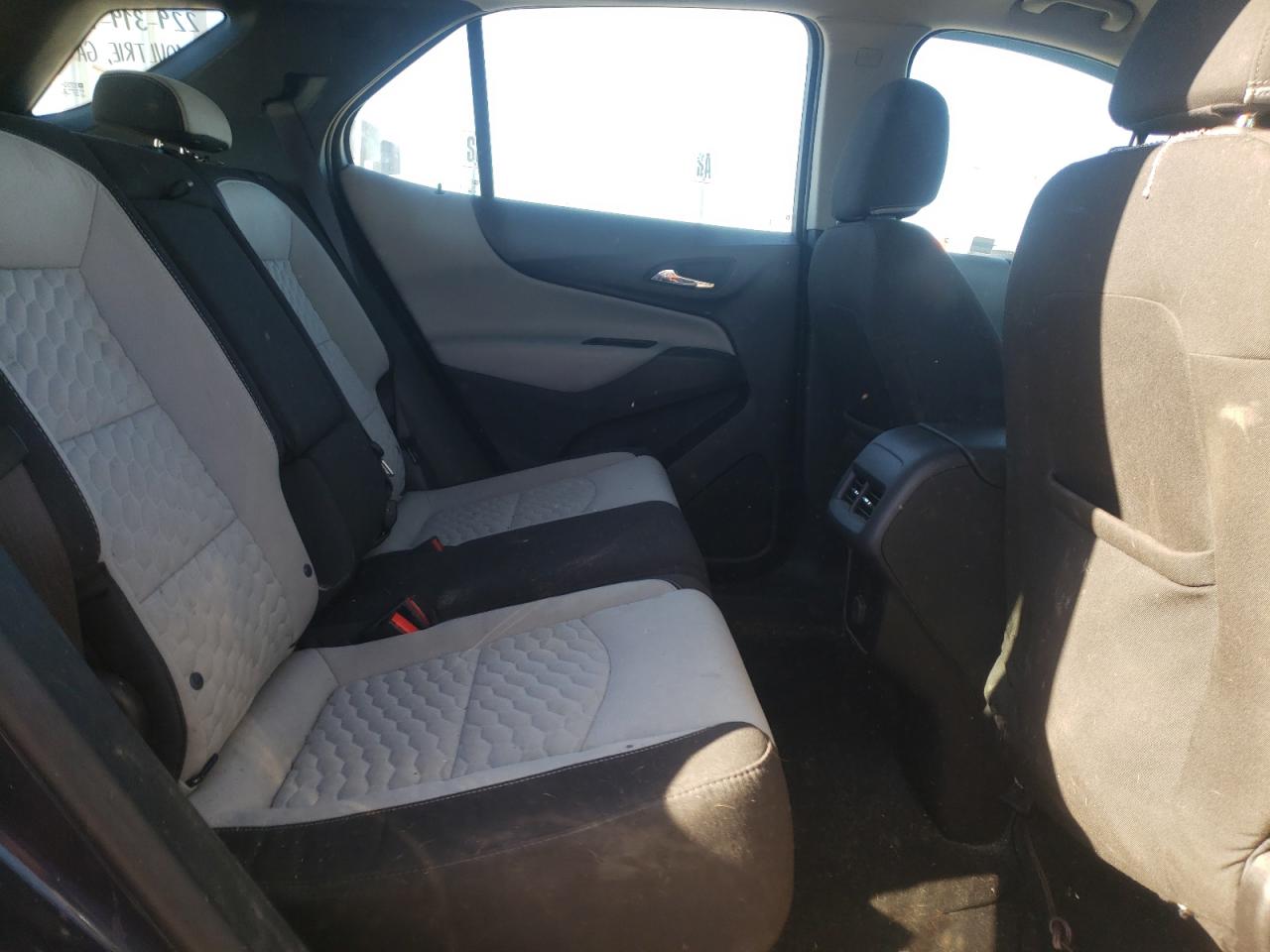 Photo 6 from auction – 2018 CHEVROLET EQUINOX LS with VIN 3GNAXHEV5JS541369