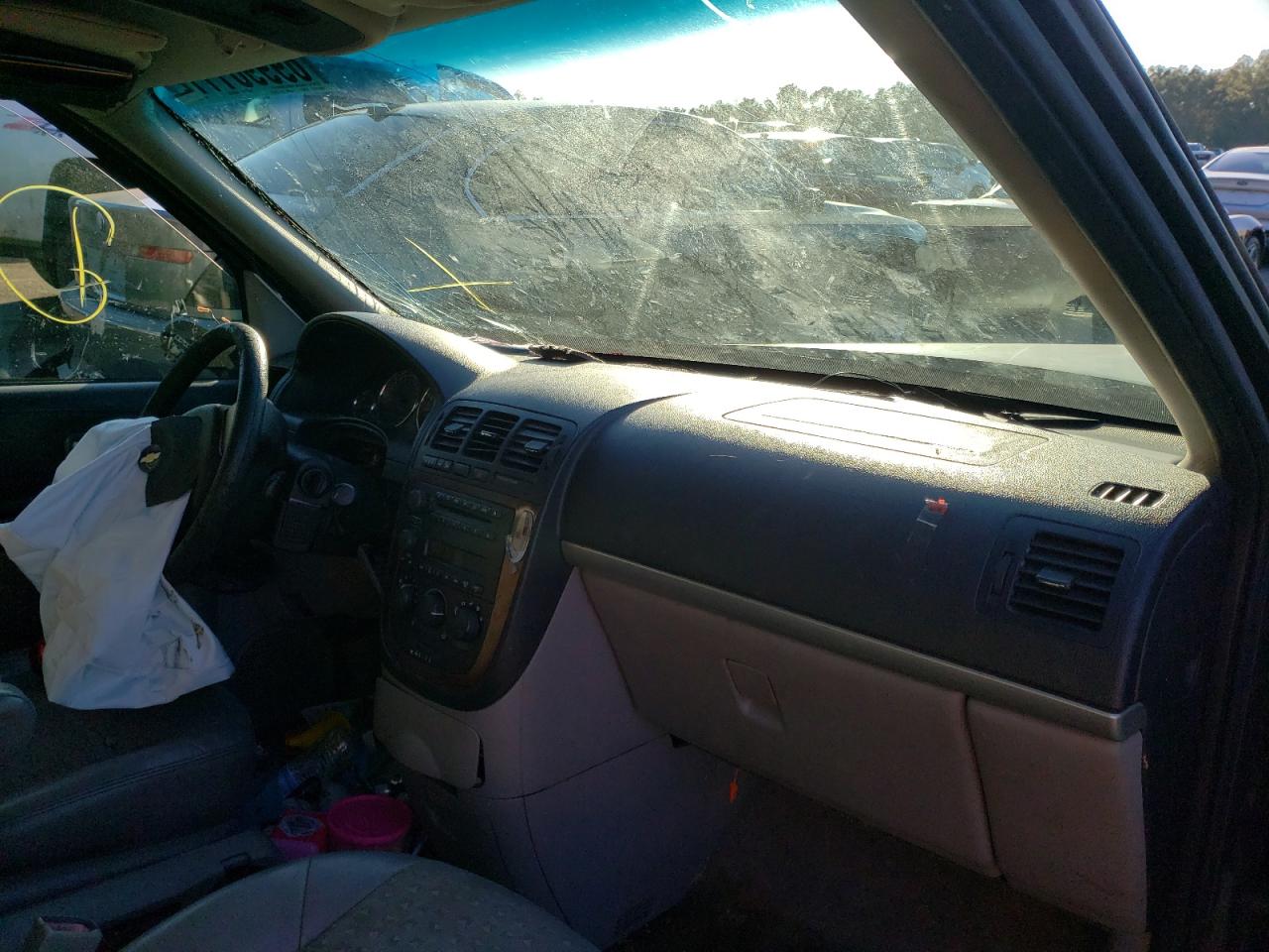 Photo 9 from auction – 2005 CHEVROLET UPLANDER with VIN 1GNDV23L35D213908