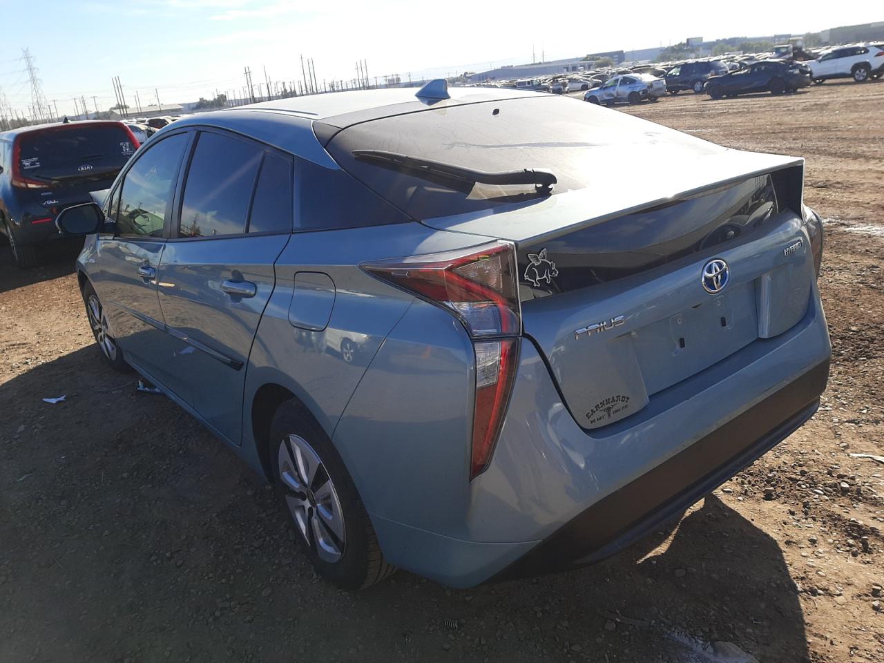Photo 3 from auction – 2016 TOYOTA PRIUS with VIN JTDKARFU6G3007287