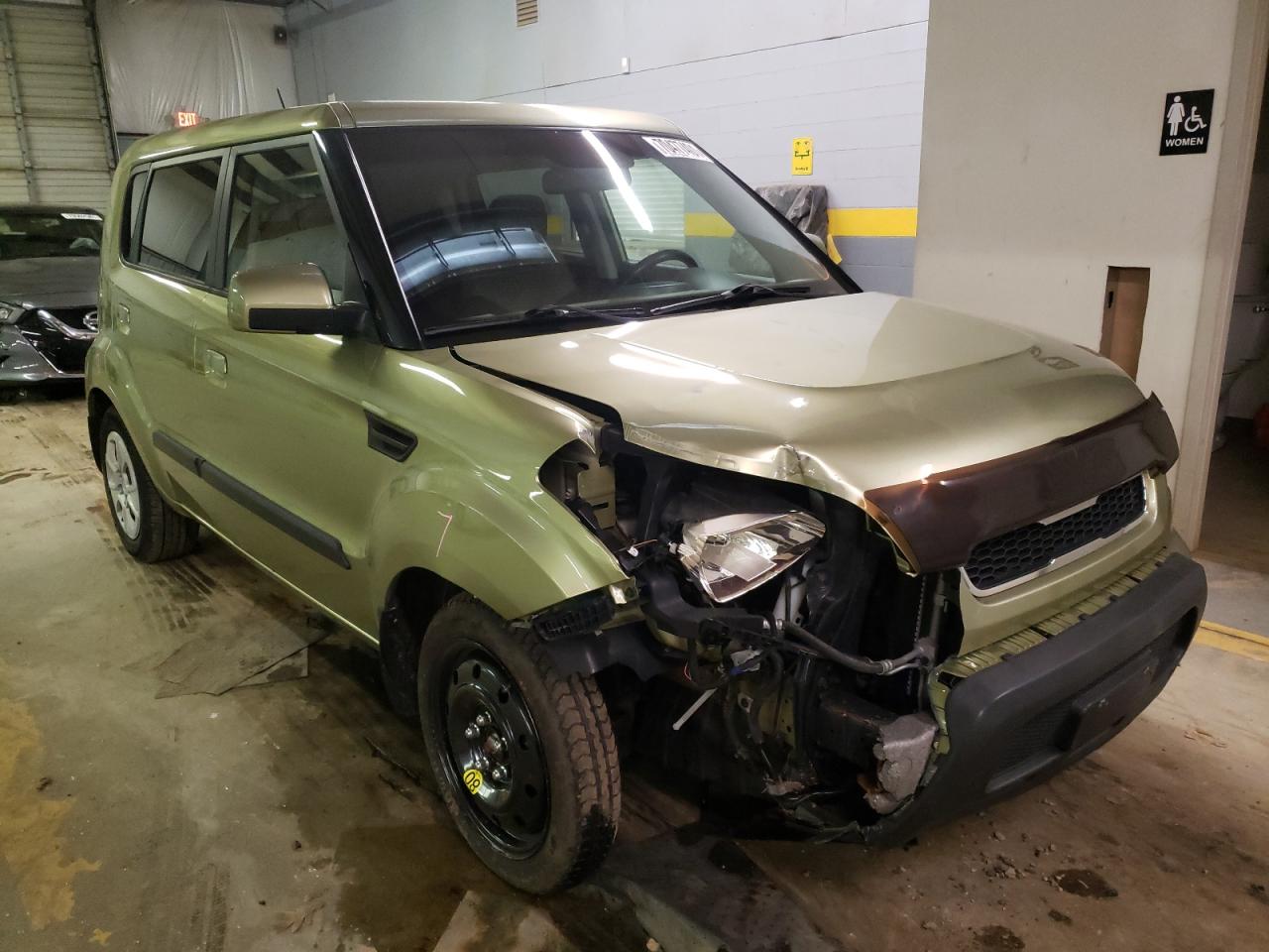 Photo 9 from auction – 2010 KIA SOUL + with VIN KNDJT2A23A7047166