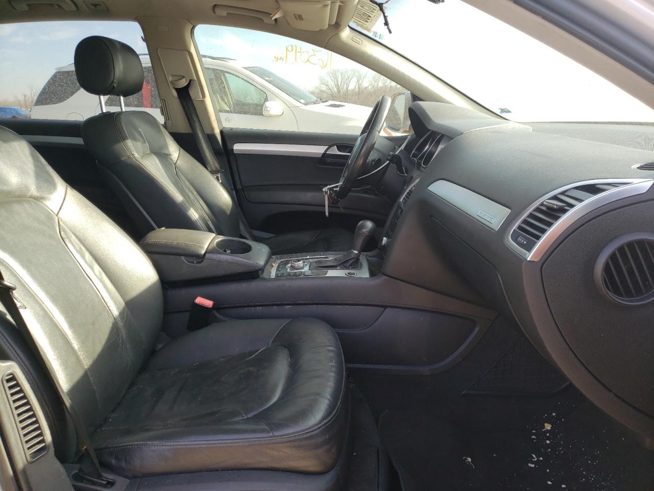 Photo 5 from auction – 2010 AUDI Q7 PREMIUM with VIN WA1MYAFE7AD003288