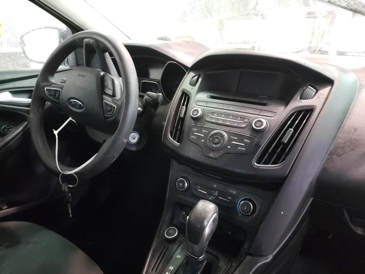 Photo 9 from auction – 2017 FORD FOCUS SE with VIN 1FADP3F22HL258673