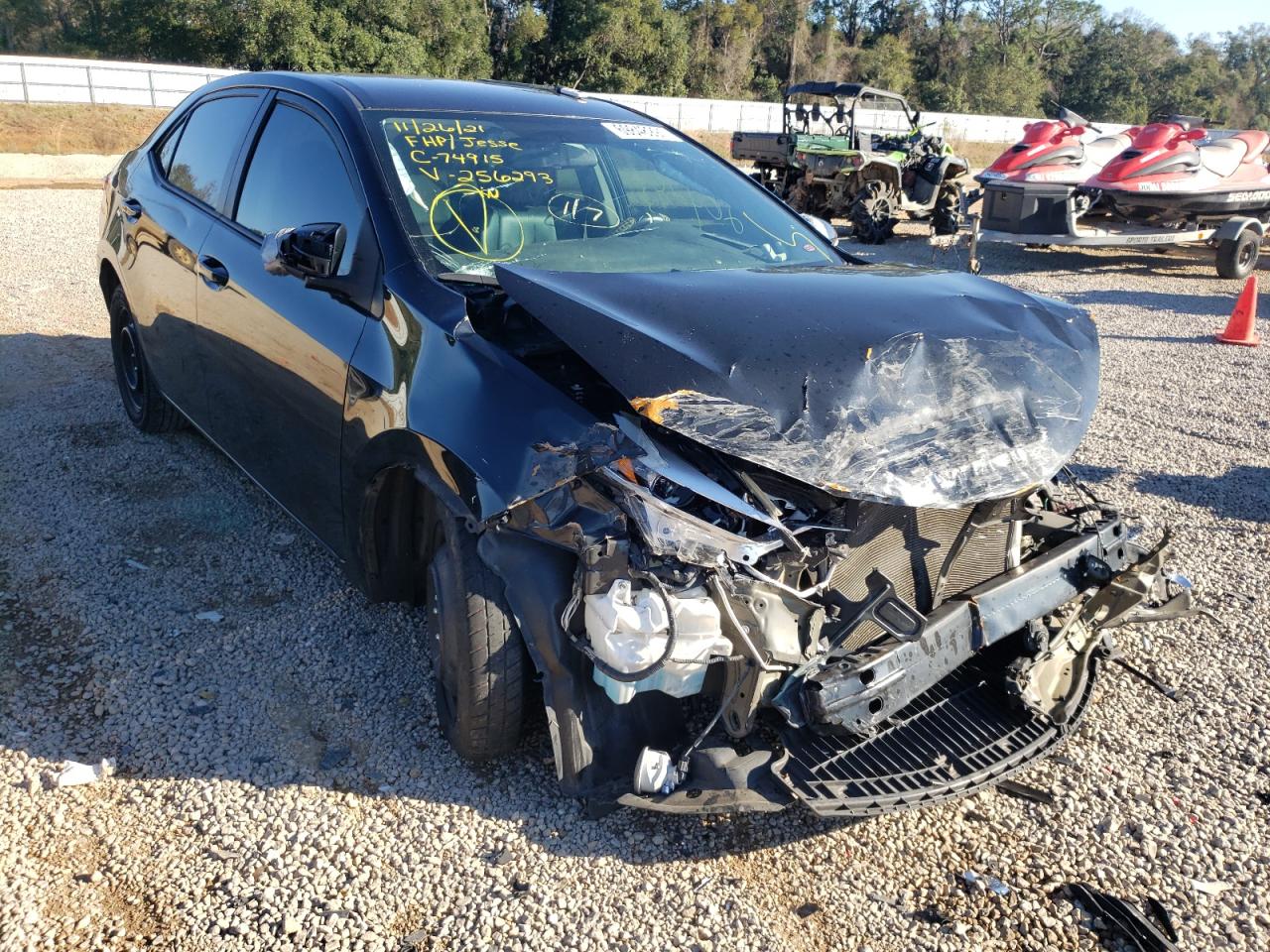 TOYOTA COROLLA L 2015 with VIN 5YFBURHE3FP256293 - Photo from auction