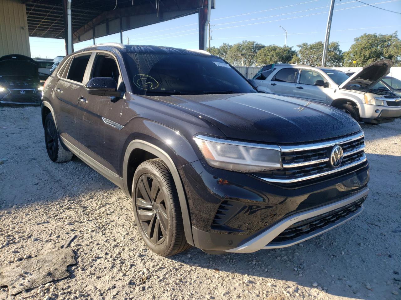 VOLKSWAGEN ATLAS CROS 2021 with VIN 1V2WE2CA3MC216911 - Photo from auction