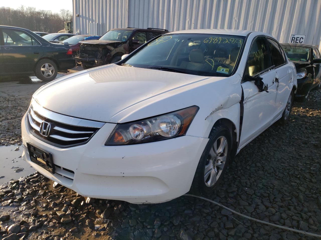 Photo 2 from auction – 2011 HONDA ACCORD SE with VIN 1HGCP2F6XBA098601