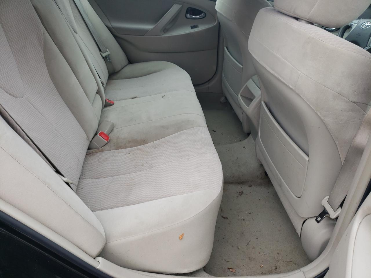 Photo 6 from auction – 2010 TOYOTA CAMRY BASE with VIN 4T4BF3EK8AR061126