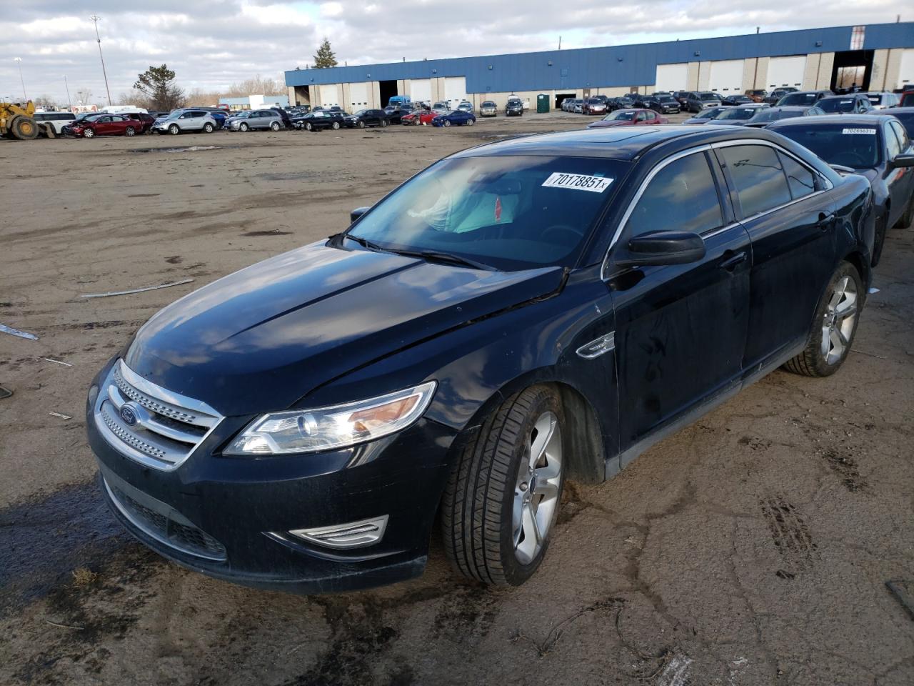 Photo 2 from auction – 2012 FORD TAURUS SHO with VIN 1FAHP2KT9CG107700