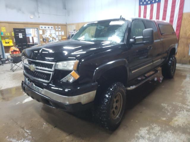 Photo 2 from auction – 2007 CHEVROLET SILVERADO with VIN 1GCEK19Z57Z123354
