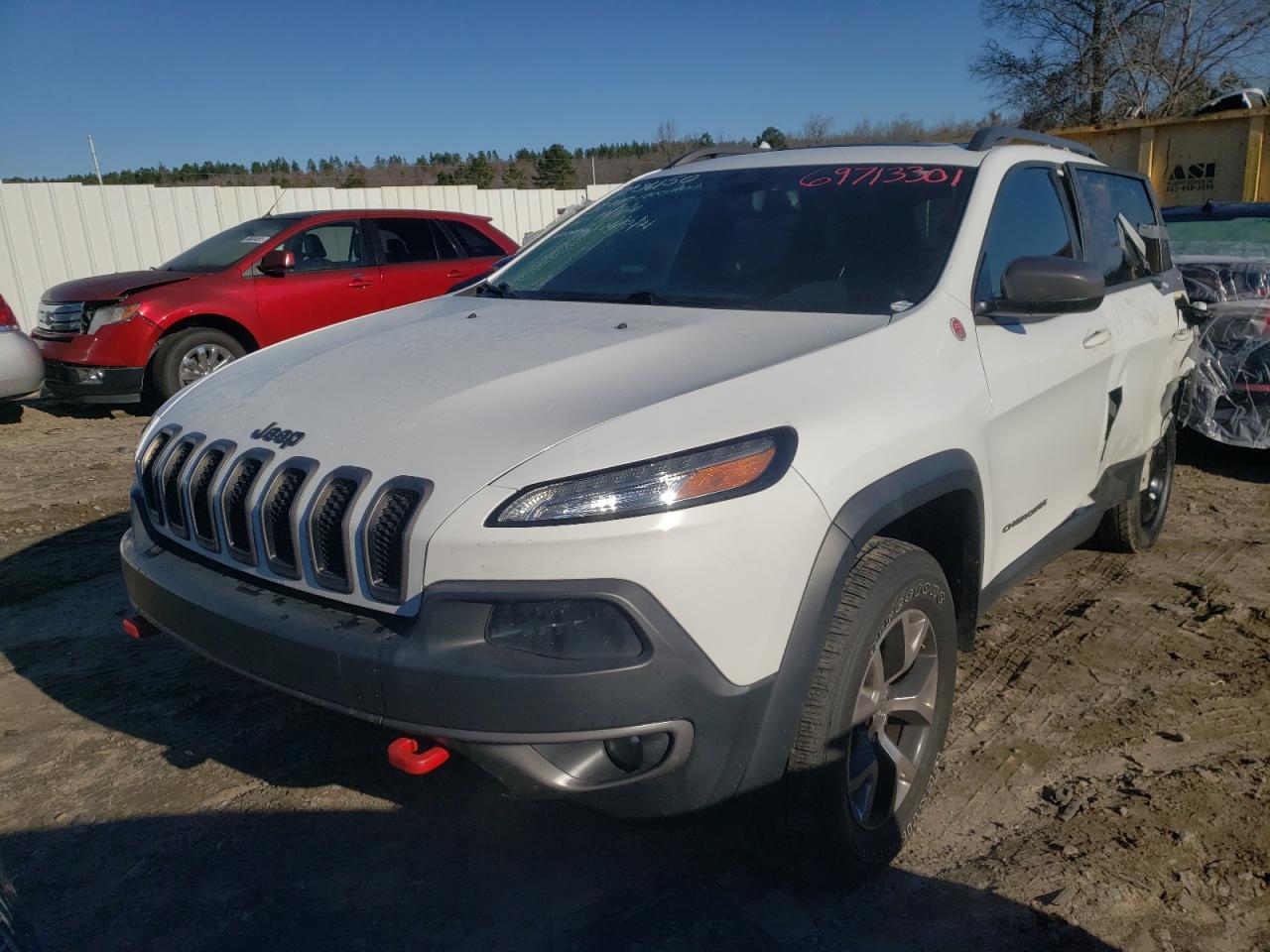 Photo 2 from auction – 2014 JEEP CHEROKEE T with VIN 1C4PJMBS6EW214707