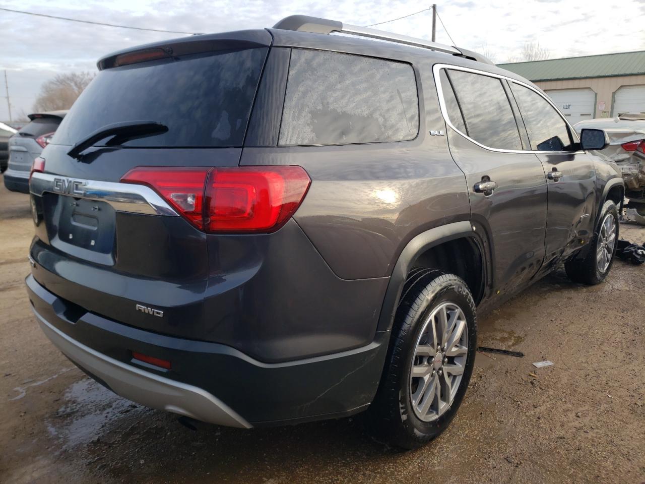 Photo 4 from auction – 2017 GMC ACADIA SLE with VIN 1GKKNSLA9HZ215396