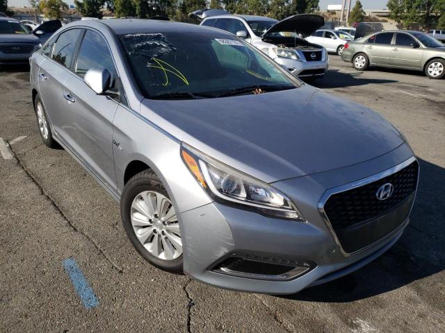HYUNDAI SONATA HYB 2016 with VIN KMHE24L18GA011985 - Photo from auction