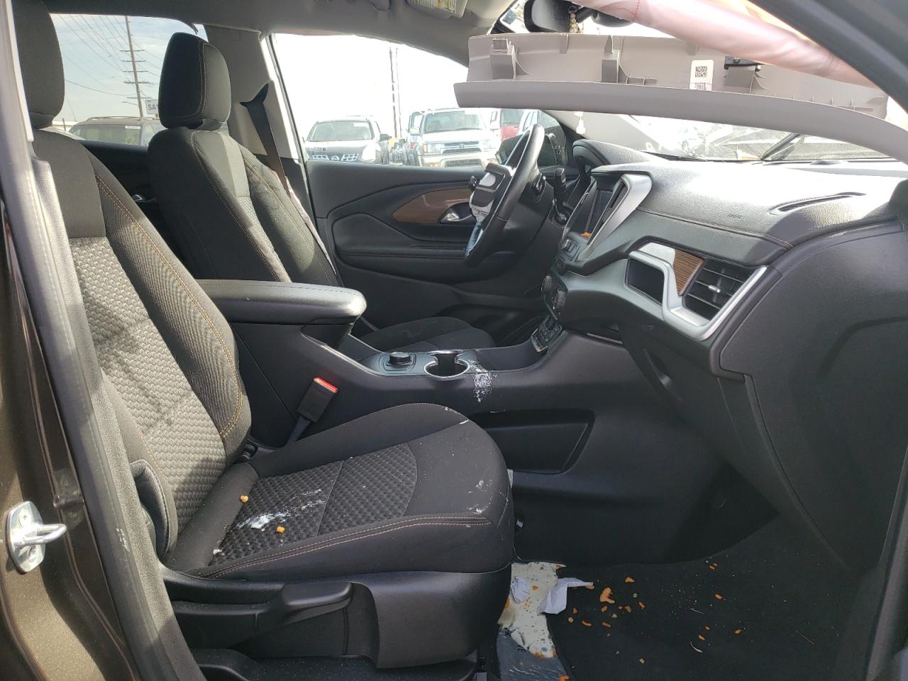Photo 5 from auction – 2020 GMC TERRAIN SL with VIN 3GKALMEV1LL136429
