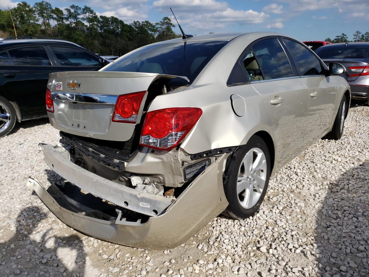 Photo 4 from auction – 2014 CHEVROLET CRUZE with VIN 1G1P75SZ3E7100734