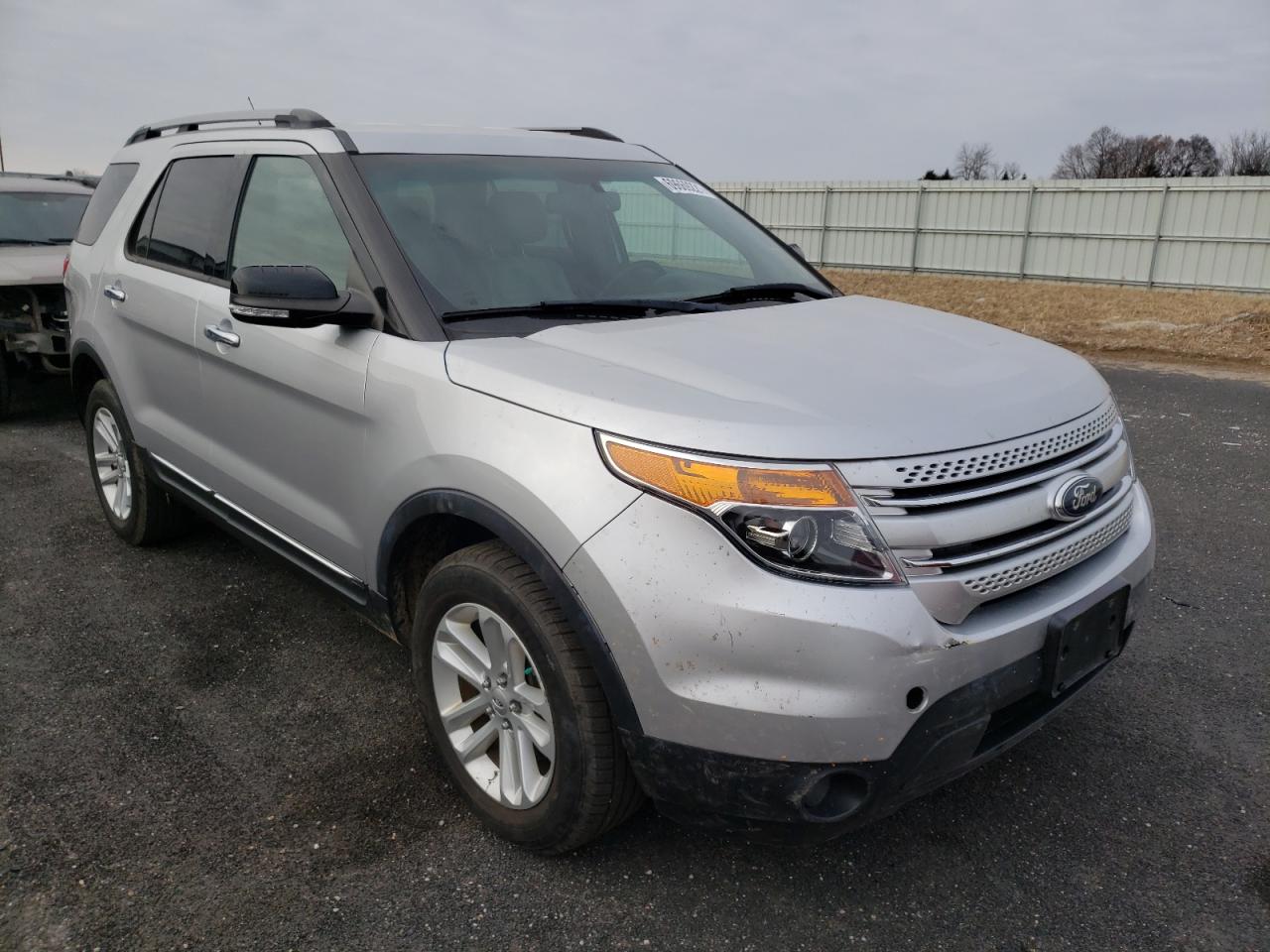 FORD EXPLORER X 2013 with VIN 1FM5K8D83DGB17188 - Photo from auction