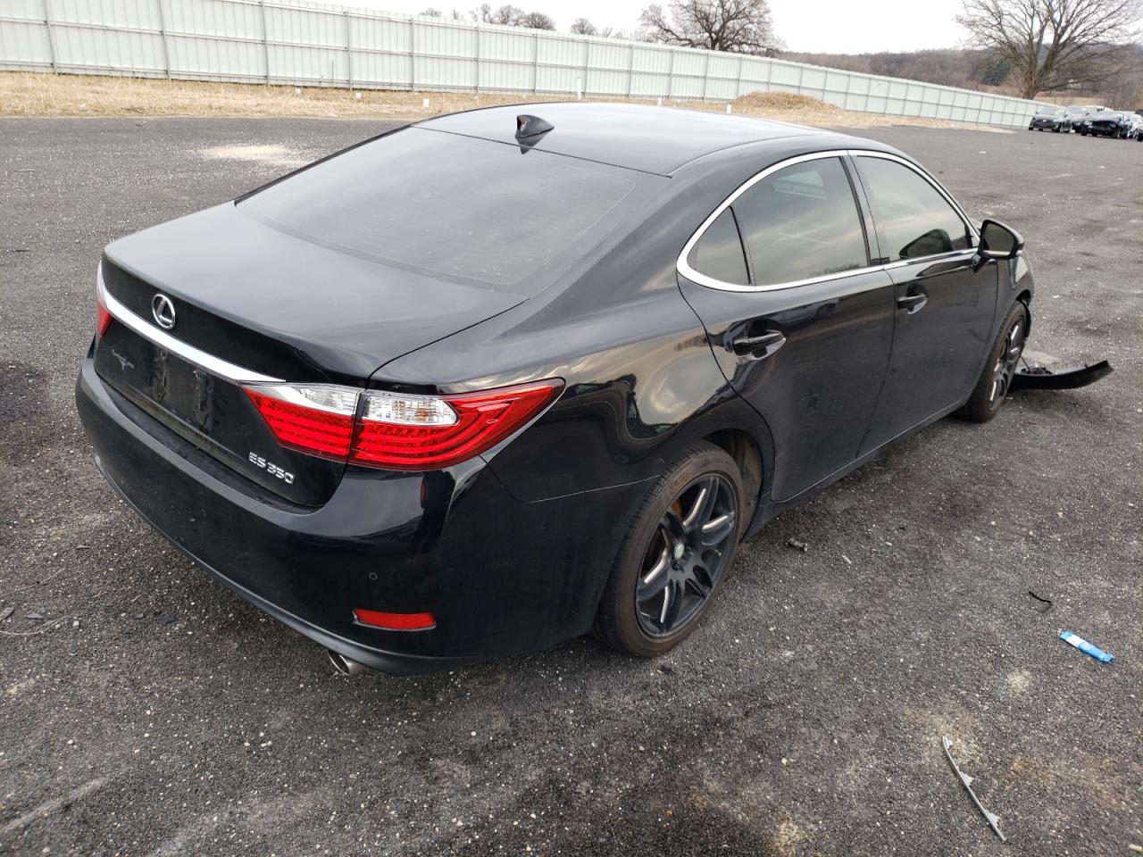 Foto 4 de la subasta – 2015 LEXUS ES 350 con VIN JTHBK1GG0F2174108