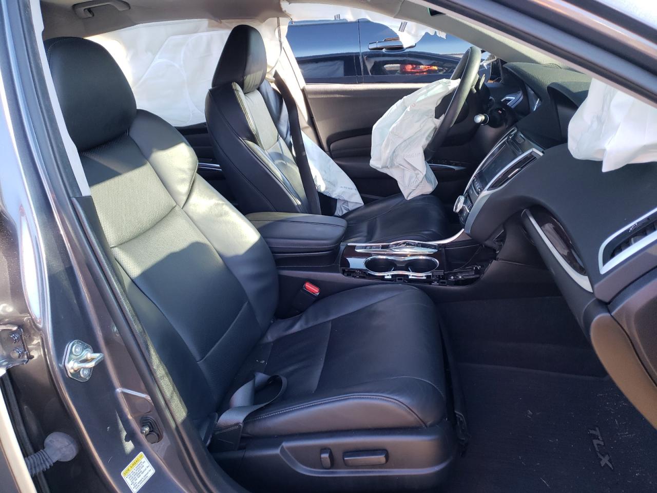 Photo 5 from auction – 2017 ACURA TLX TECH with VIN 19UUB2F53HA005372