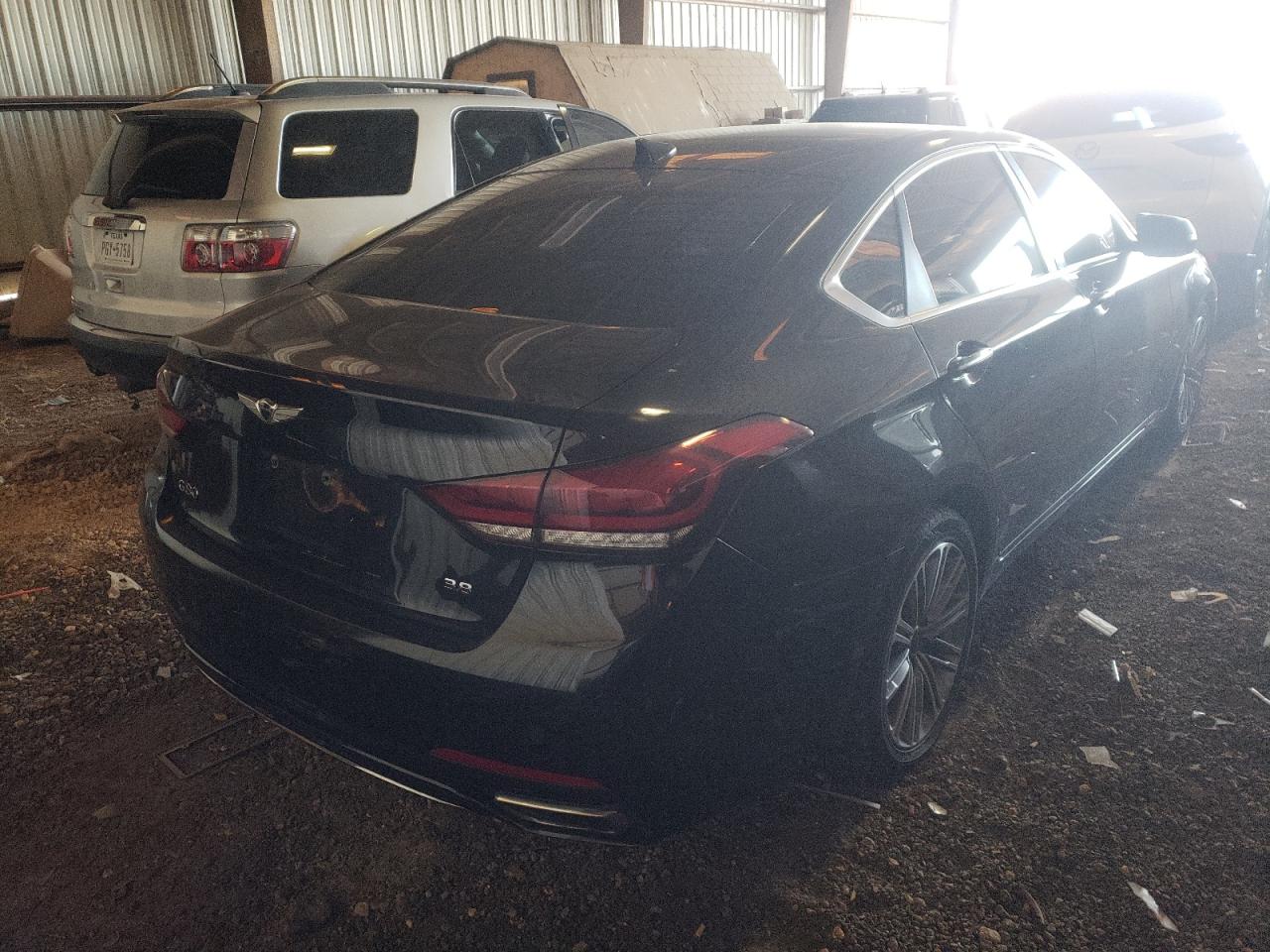 Photo 4 from auction – 2018 GENESIS G80 BASE with VIN KMHGN4JE6JU234585