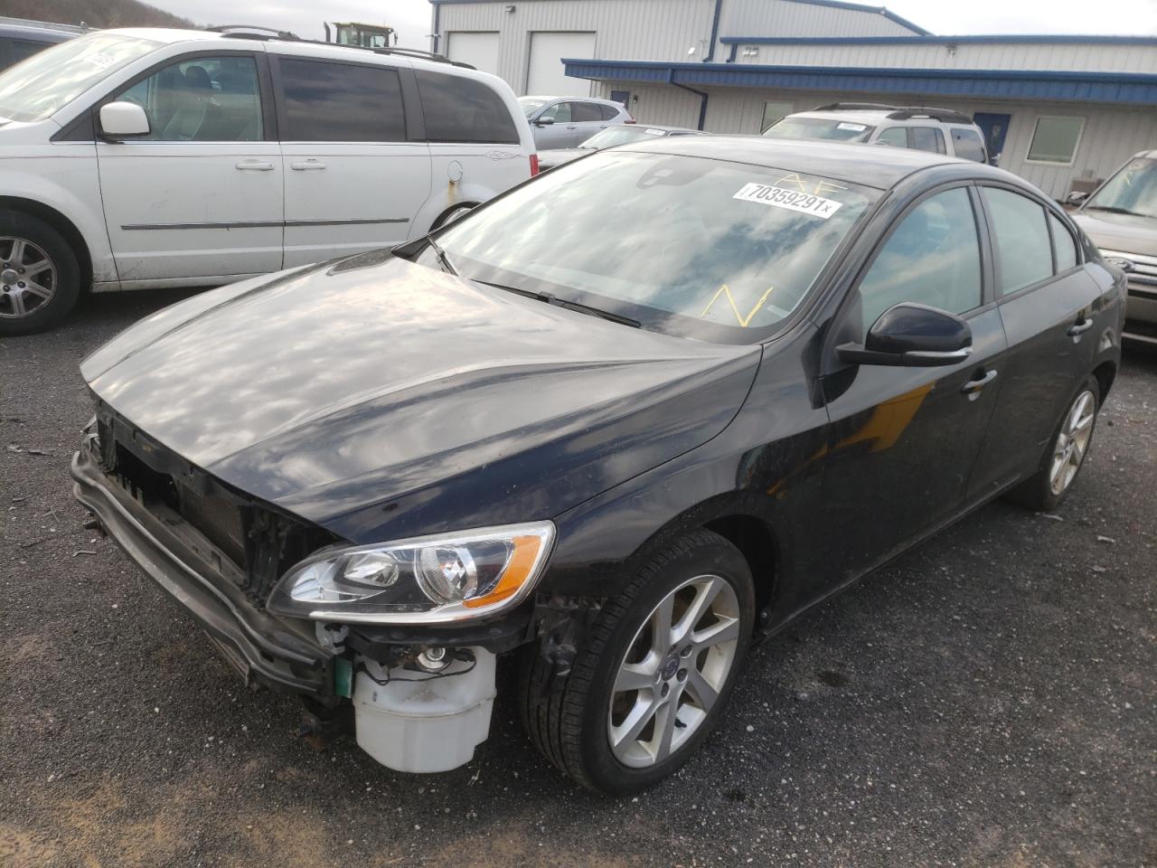 Photo 2 from auction – 2015 VOLVO S60 with VIN YV140MFJ4F2364034
