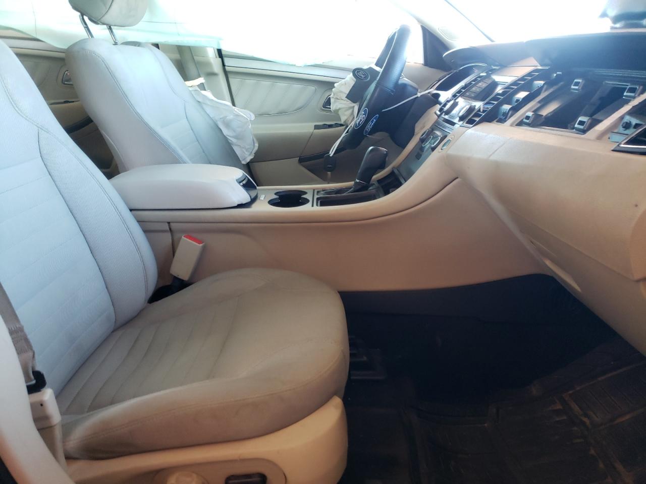Photo 5 from auction – 2018 FORD TAURUS SE with VIN 1FAHP2D87JG106356