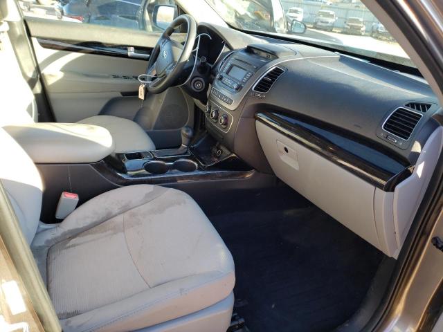 Photo 5 from auction – 2015 KIA SORENTO LX with VIN 5XYKT3A66FG589935