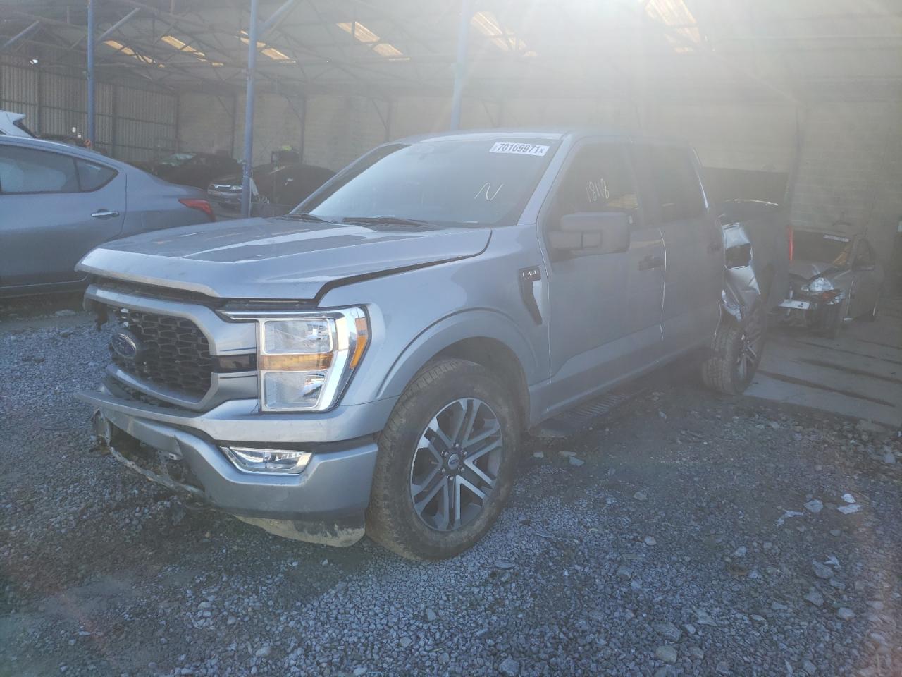 Photo 2 from auction – 2021 FORD F150 SUPER with VIN 1FTFW1E53MFA66001