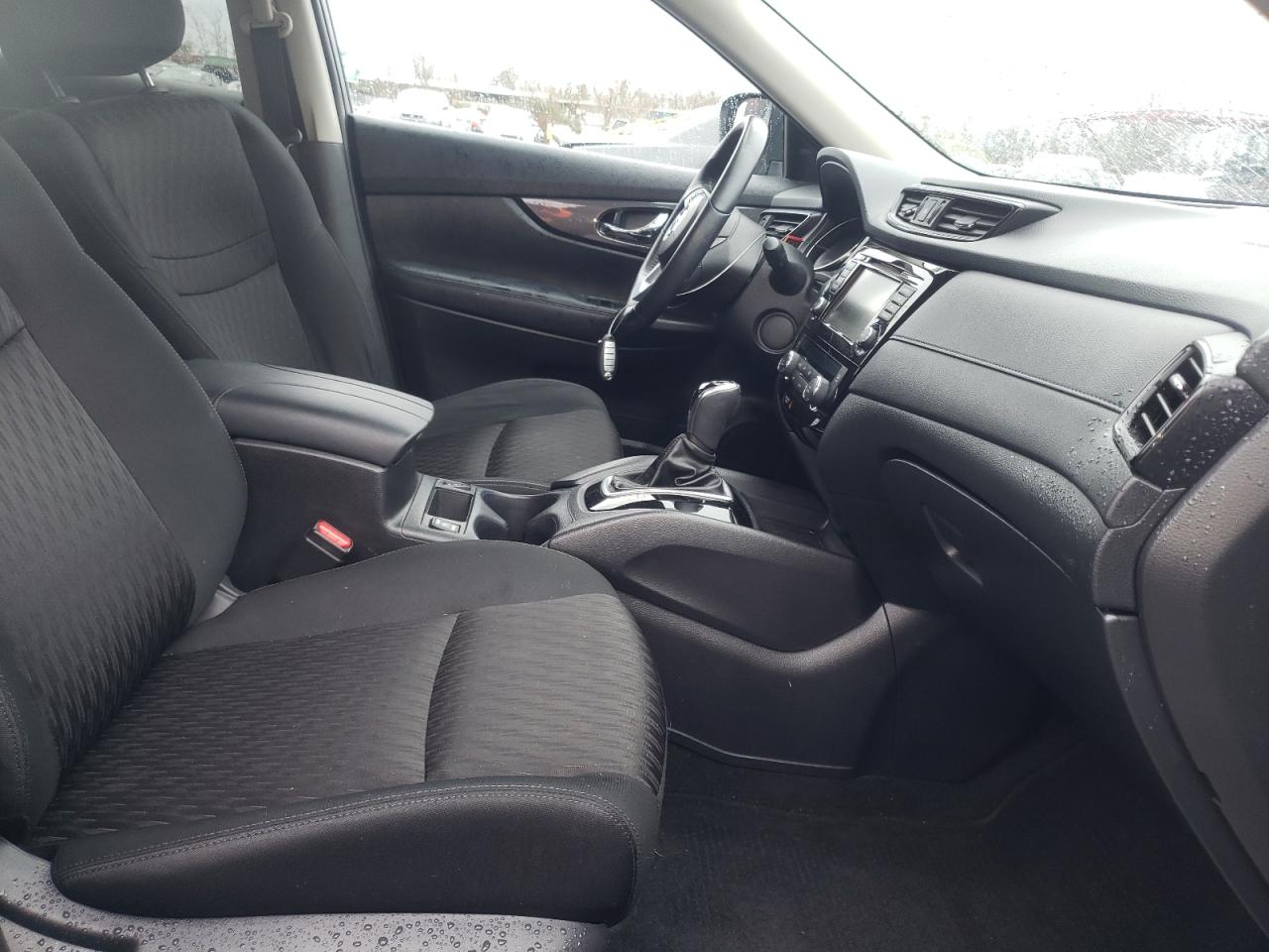 Photo 5 from auction – 2018 NISSAN ROGUE S with VIN KNMAT2MV9JP593766