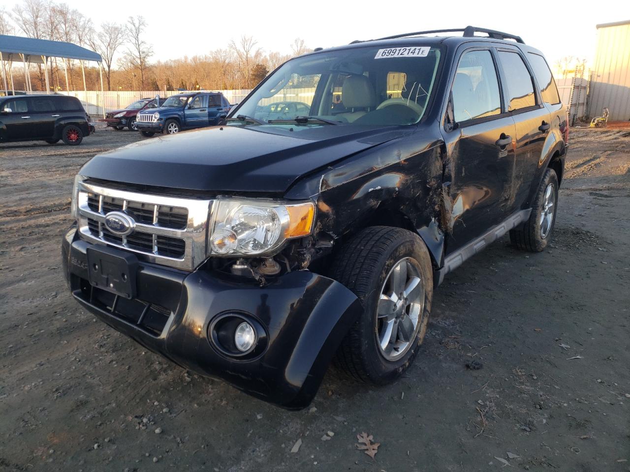 Photo 2 from auction – 2009 FORD ESCAPE XLT with VIN 1FMCU93G59KB47538
