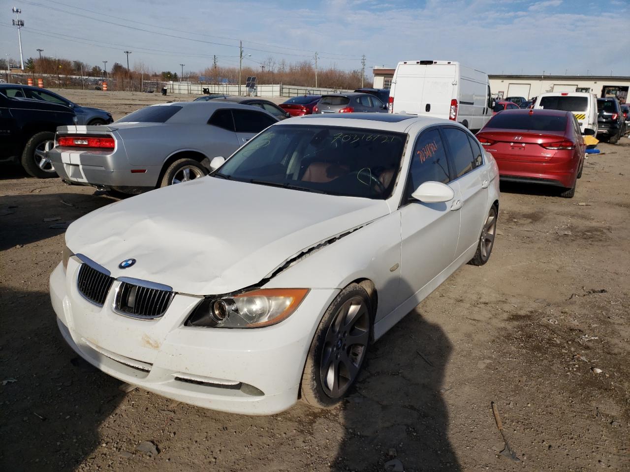 Photo 2 from auction – 2007 BMW 335 I with VIN WBAVB73517PA89384
