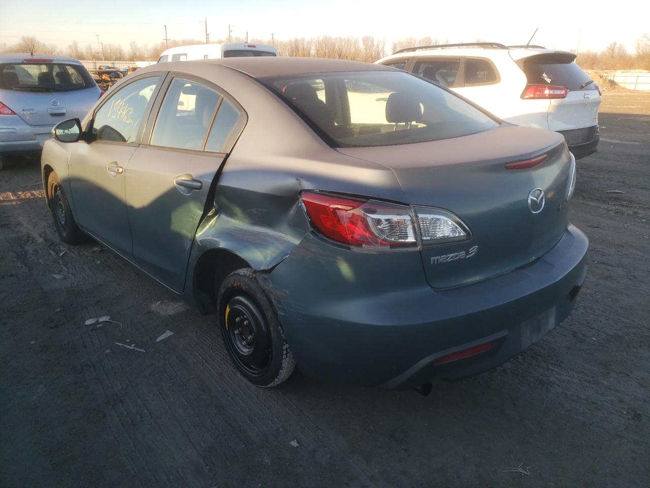 Photo 3 from auction – 2011 MAZDA 3 I with VIN JM1BL1UF4B1431524