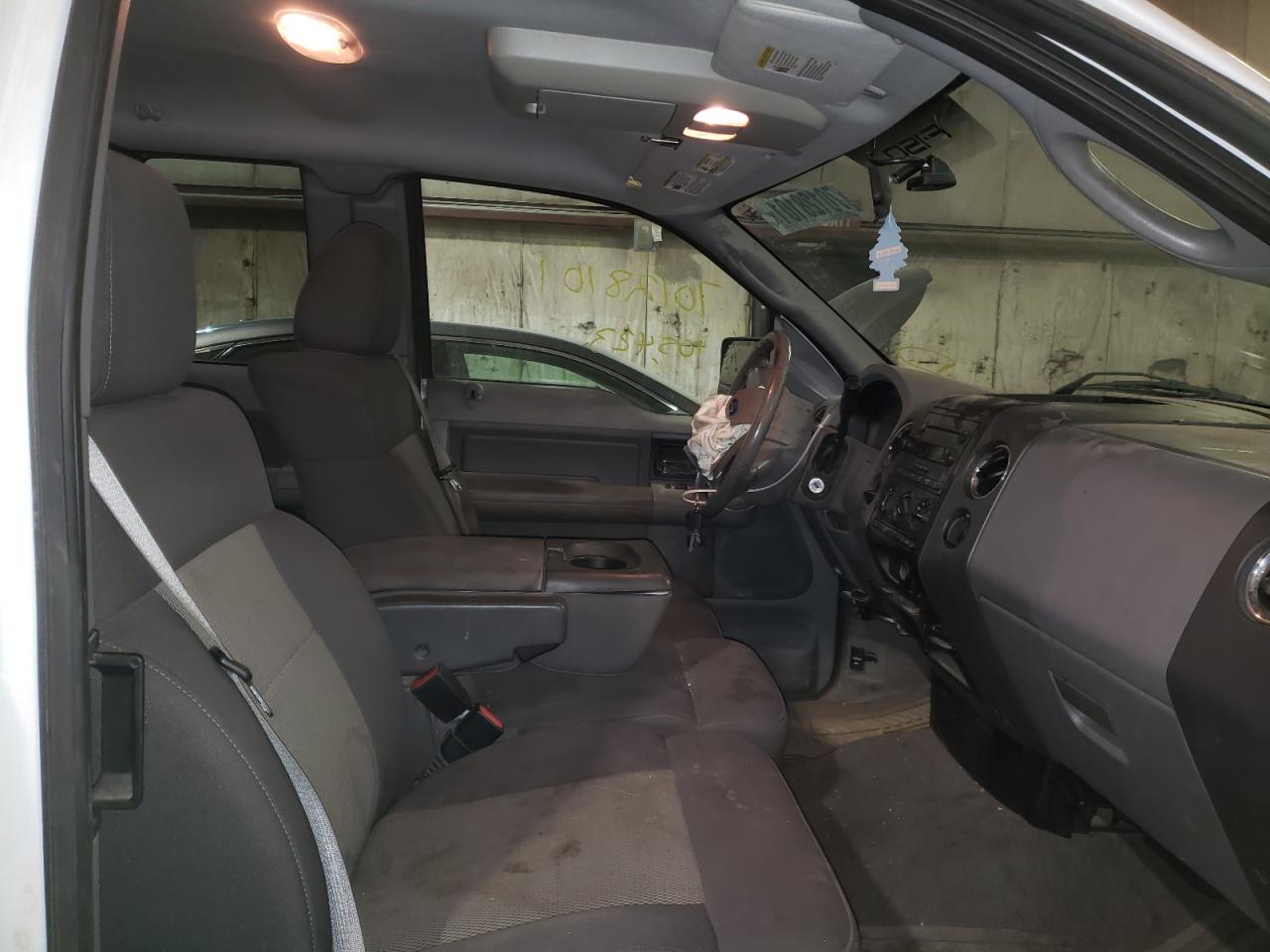 Photo 5 from auction – 2006 FORD F150 with VIN 1FTPX12VX6KD30766