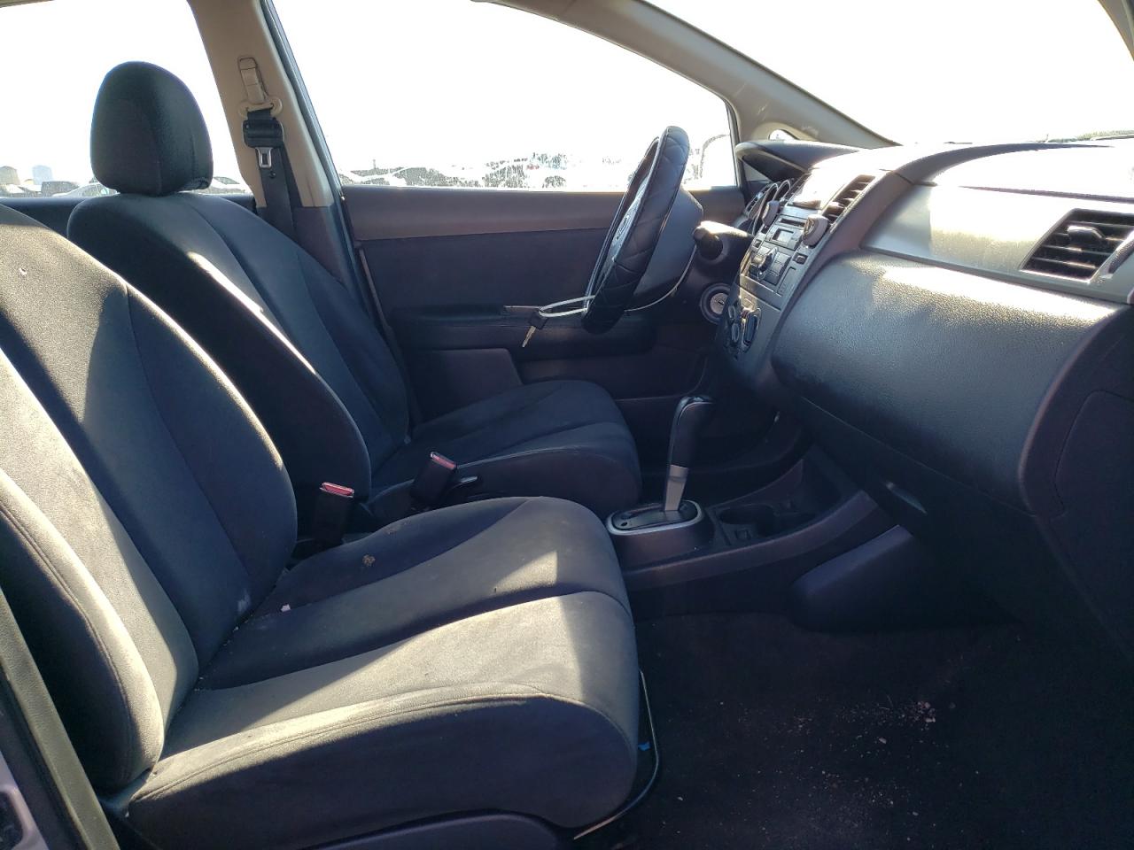 Photo 5 from auction – 2009 NISSAN VERSA S with VIN 3N1BC13E29L363691